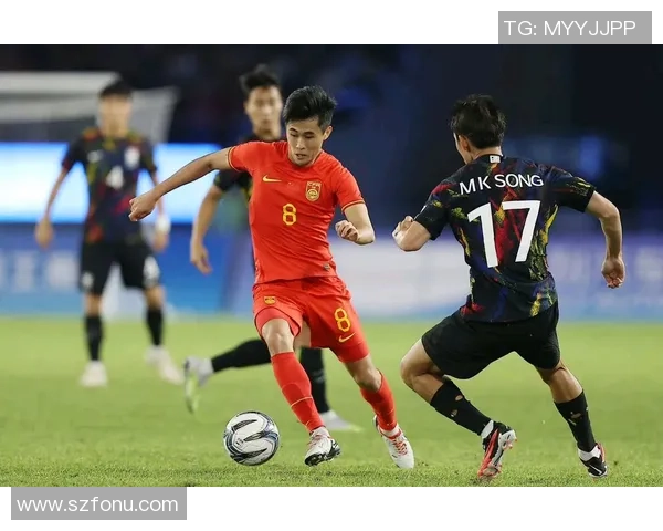 足球巨星脚下风云球场上的魅力与荣耀探秘